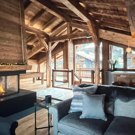 - Up To 10 Persons * La Thuile
